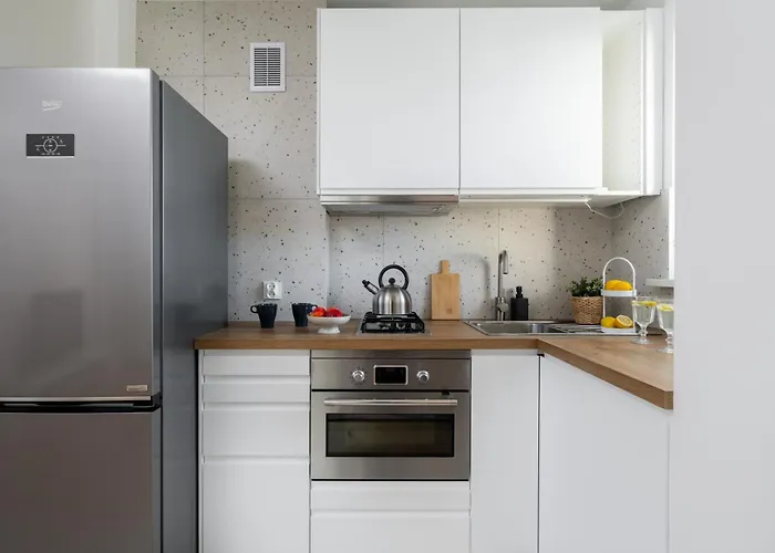 Superapart Twarda 56a - Blisko Złotych Tarasów * Warszawa